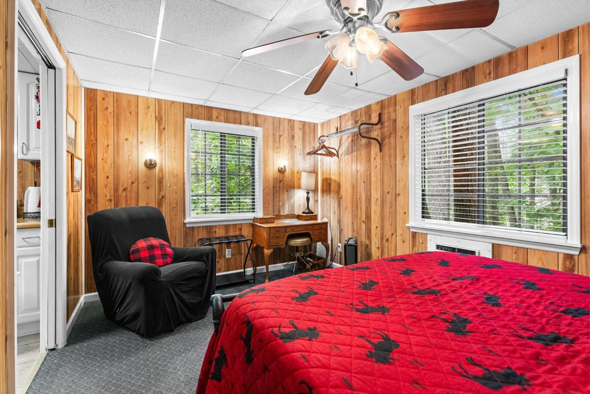 Cascades Inn Tiger Bagian luar foto